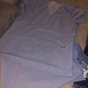 Like New FIGS Scrub set Heather Indigo